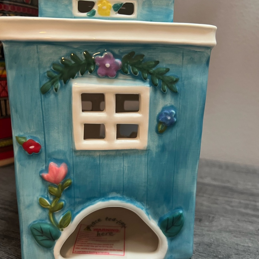 ‼️SOLD‼️Hello Kitty colorful Flower Shop Decor Accent Piece - Picture 3 of 8